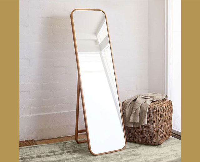 Mirror-Stand-4